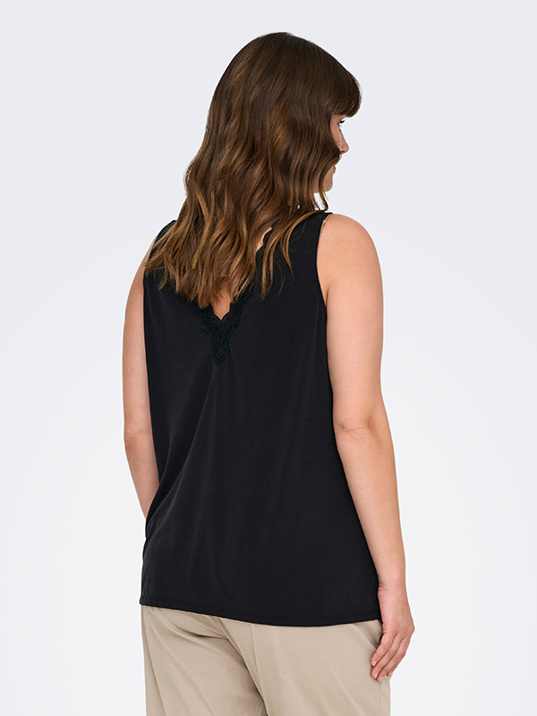 CARFREE - Plus Size Topp fra Only Carmakoma