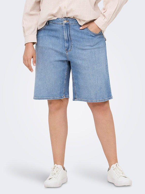 CARSONNY - Plus Size Shorts fra Only Carmakoma