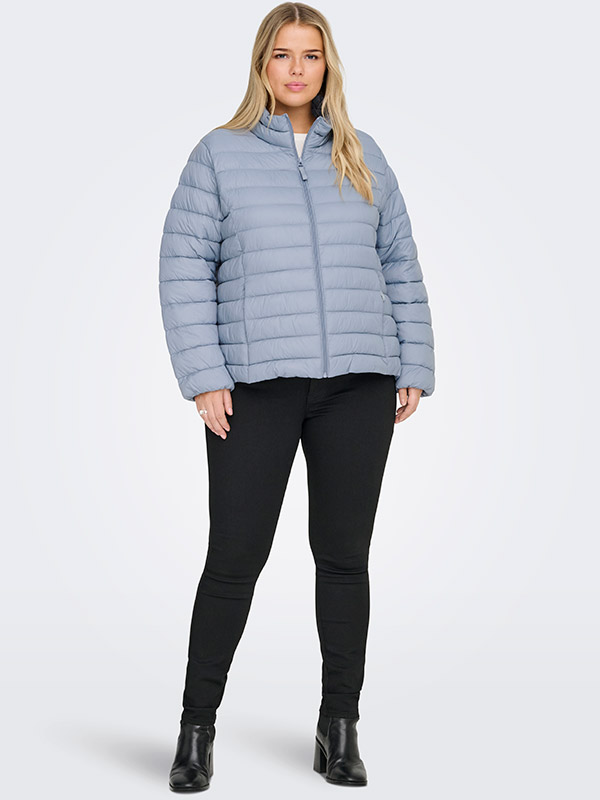 CARTAHIA - Plus Size Jakke fra Only Carmakoma