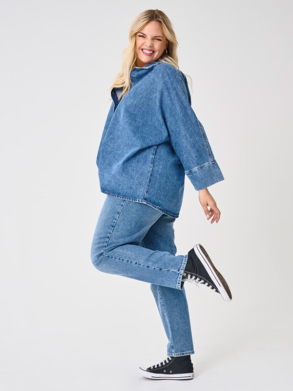CAREMILY - Plus Size Jeans fra Only Carmakoma