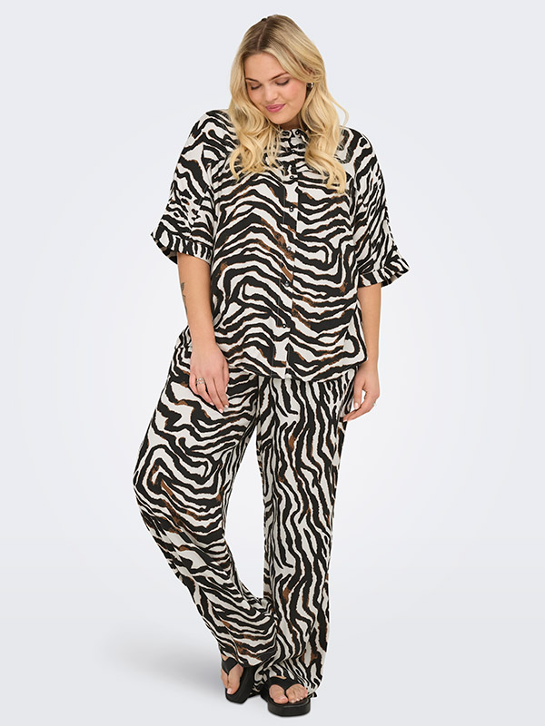 CARBERTE - Plus Size Skjorte fra Only Carmakoma