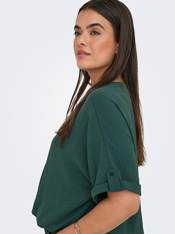 CARMETTA - Plus Size Bluse fra Only Carmakoma
