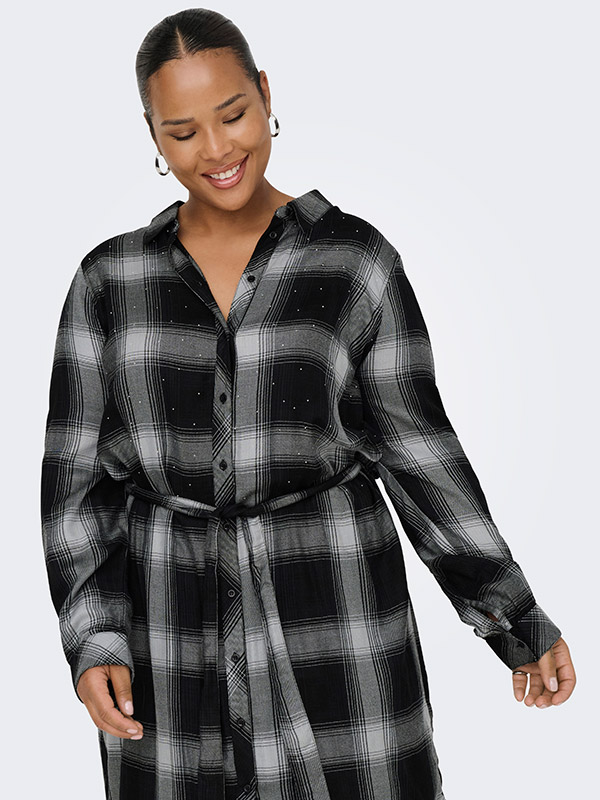 CARRILEY - Plus Size Kjole fra Only Carmakoma