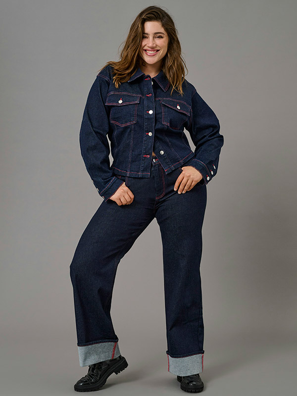CARWILLY - Plus Size Jakke fra Only Carmakoma
