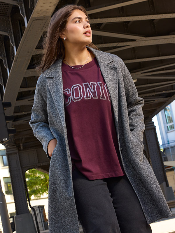CARRIRI - Plus Size T-shirt fra Only Carmakoma