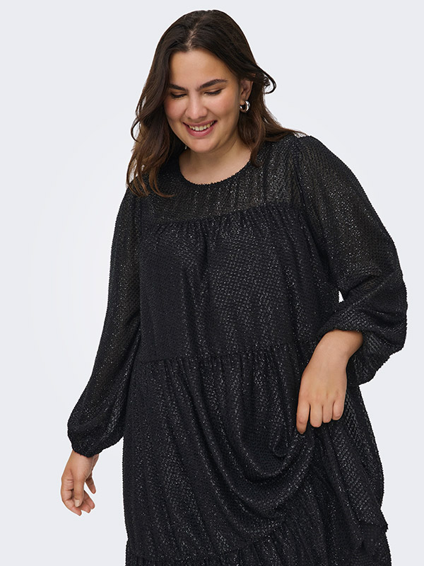 CARSILVANA - Plus Size Kjole fra Only Carmakoma