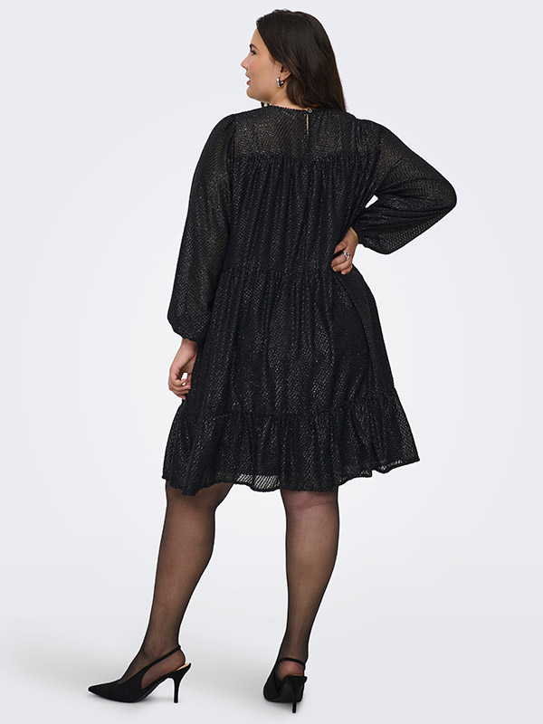CARSILVANA - Plus Size Kjole fra Only Carmakoma