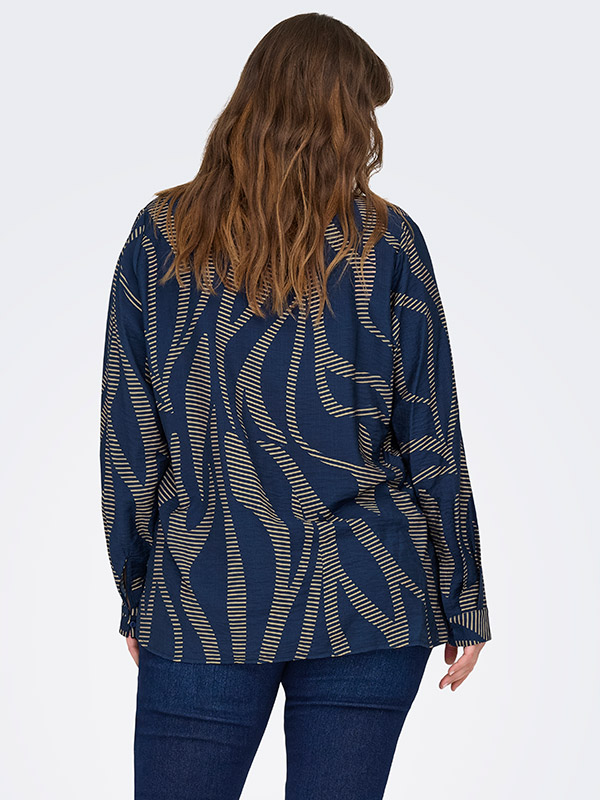 CARFANNIL - Plus Size Bluse fra Only Carmakoma
