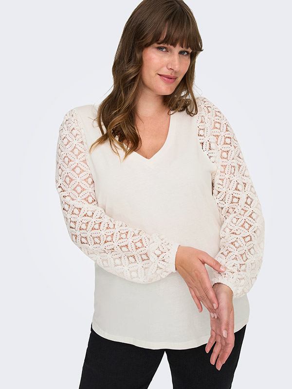 CAREFFIE - Plus Size Bluse fra Only Carmakoma