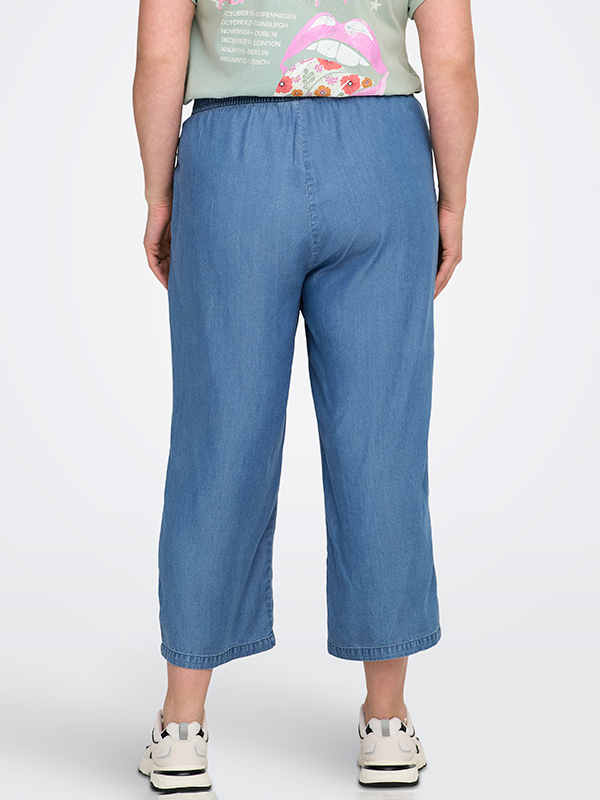 CARCHARIS - Plus Size Bukser fra Only Carmakoma