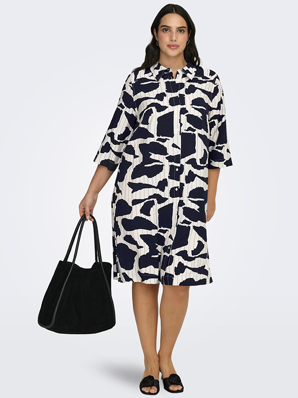 CARMISIA - Plus Size Kjole fra Only Carmakoma