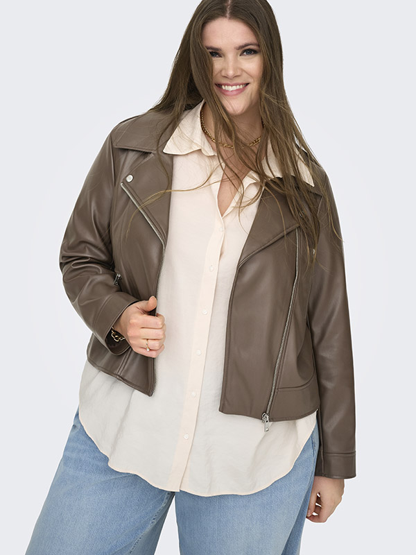 CARCARMEN - Plus Size Jakke fra Only Carmakoma