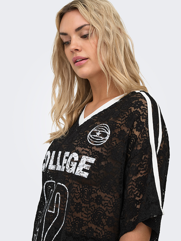 CARKIA - Plus Size T-shirt fra Only Carmakoma