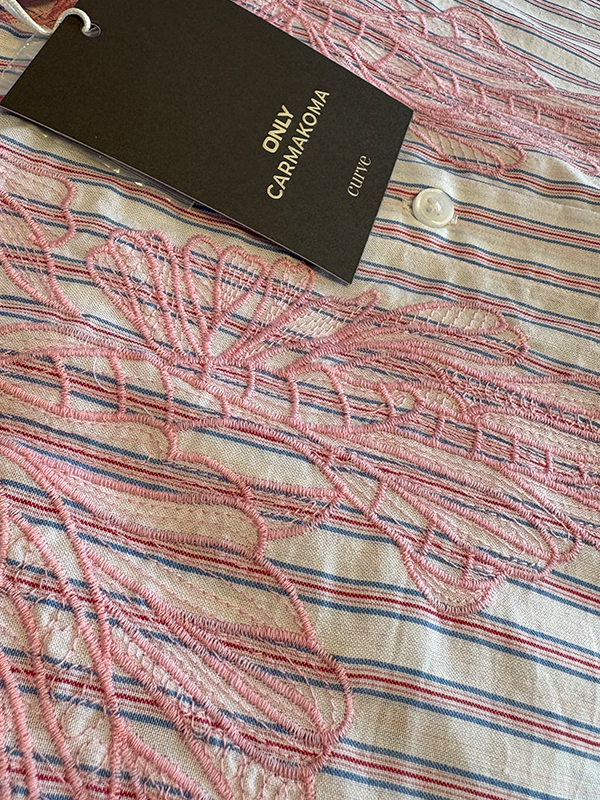 CARLIAH - Plus Size Skjorte fra Only Carmakoma