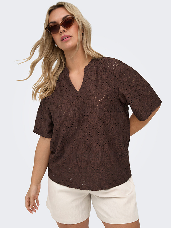CARHELLEN - Plus Size Bluse fra Only Carmakoma