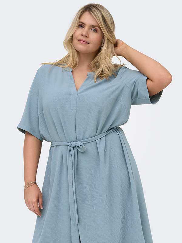 CARJOSEE - Plus Size Kjole fra Only Carmakoma