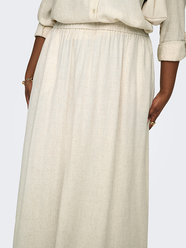 CARSIESTA - Plus Size Skjørt fra Only Carmakoma