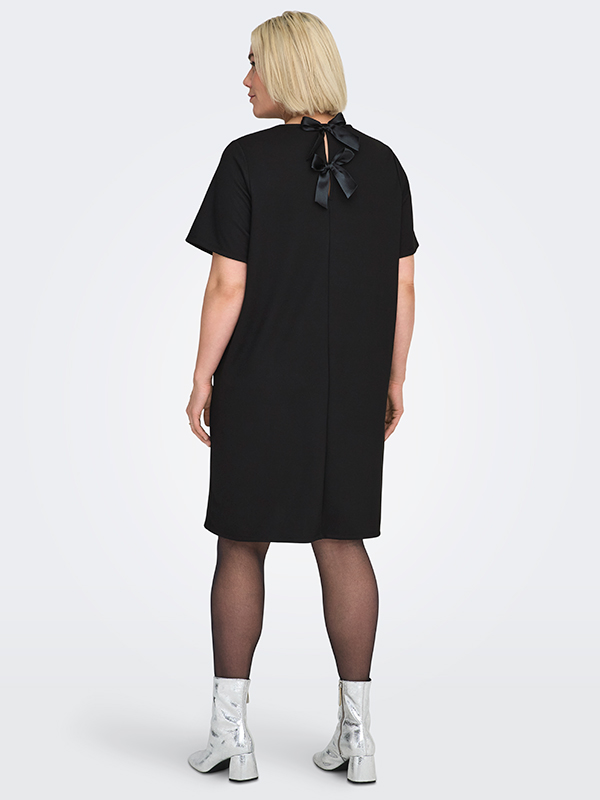 CARATLAS - Plus Size Kjole fra Only Carmakoma