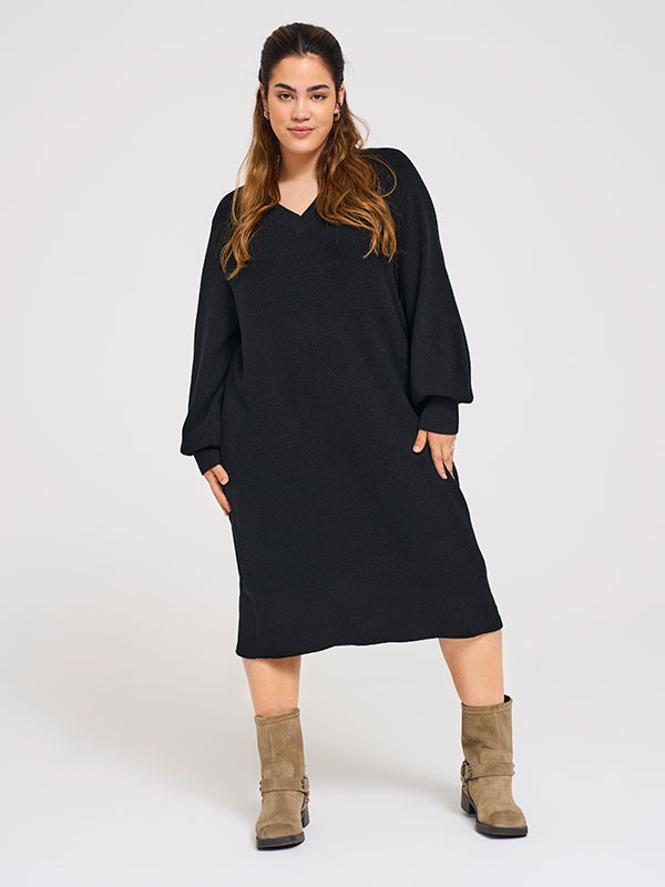 CARKATIA - Plus Size Kjole fra Only Carmakoma