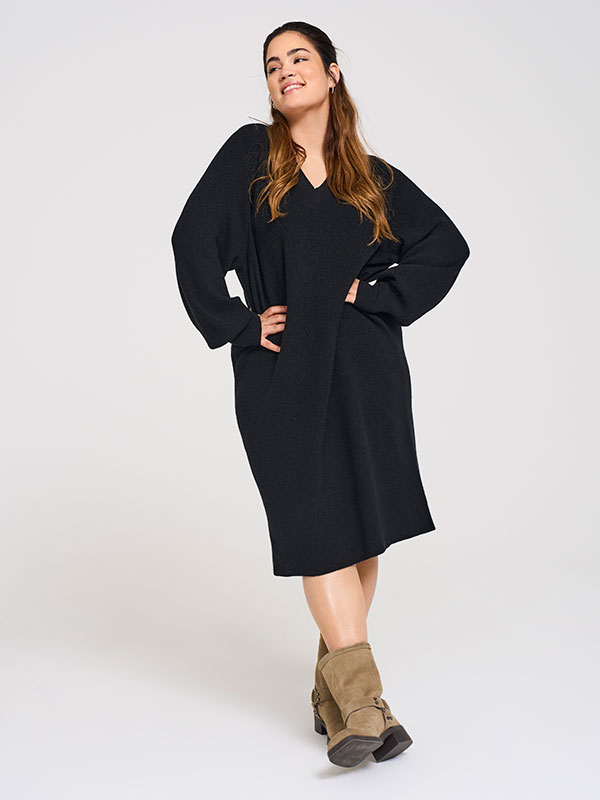 CARKATIA - Plus Size Kjole fra Only Carmakoma