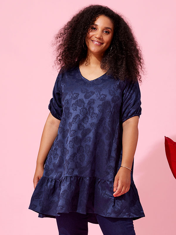 TRIXI - Plus Size Tunika fra Zhenzi