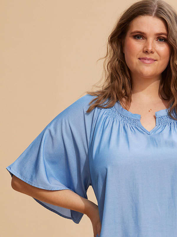 MEGANE - Plus Size Kjole fra Zhenzi