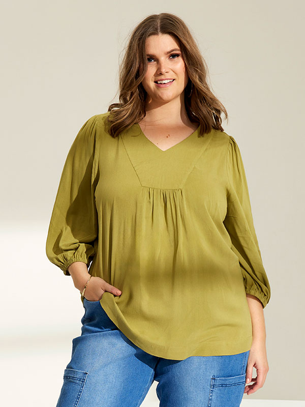 LEONIE - Plus Size Bluse fra Zhenzi
