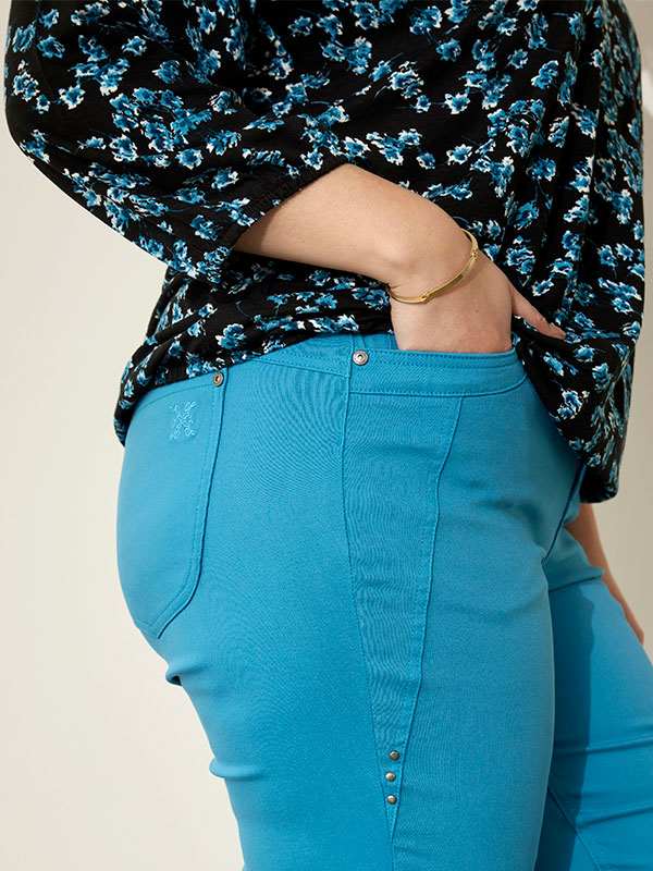SYLVA - Plus Size Bluse fra Zhenzi