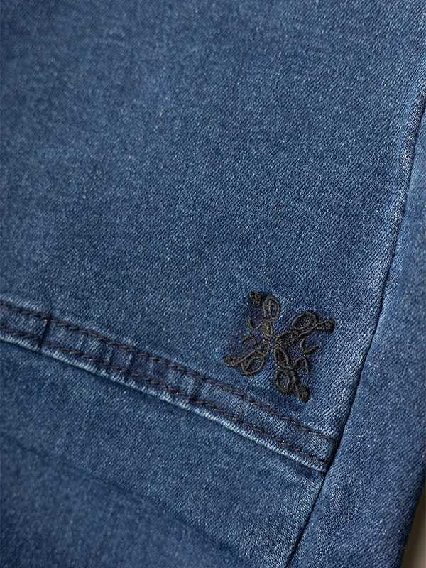 RUPI - Plus Size Jeans fra Zhenzi