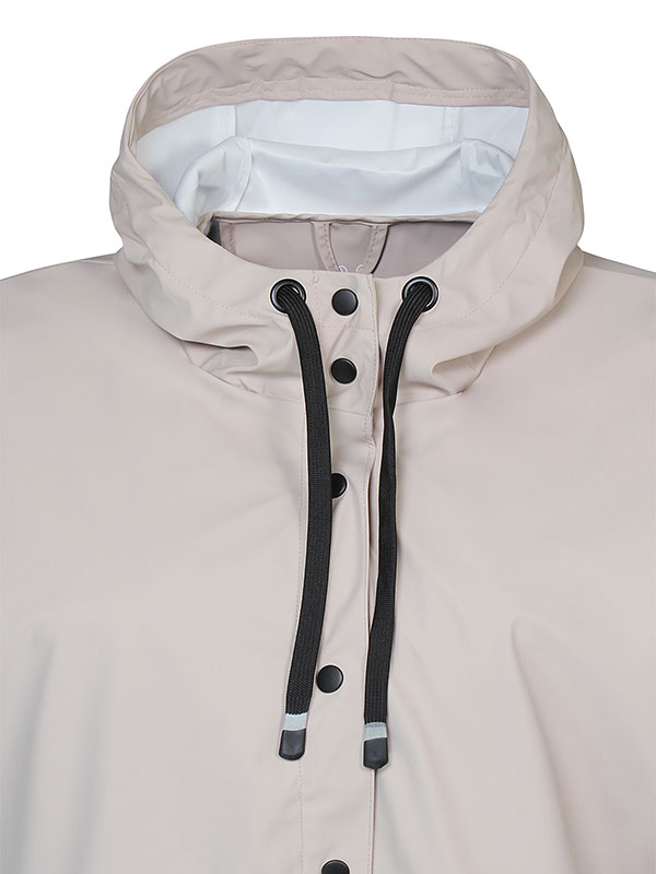TAEL - Plus Size Raincoat fra Zhenzi