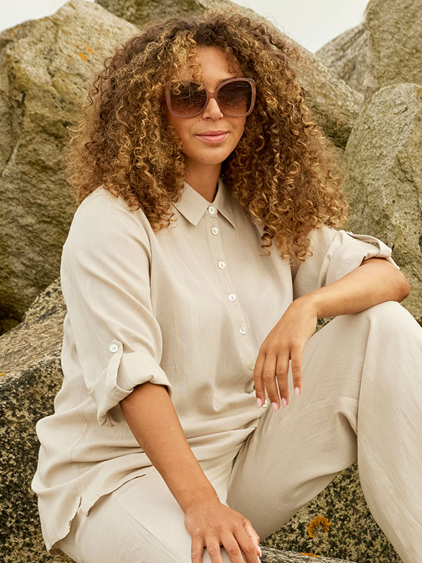 HYLA - Plus Size Skjorte fra Zhenzi