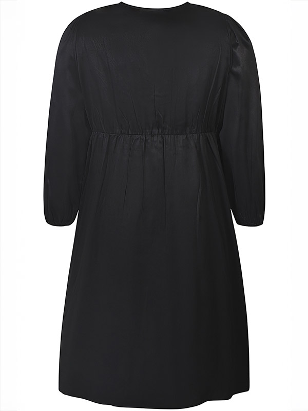 WERN - Plus Size Kjole fra Zhenzi