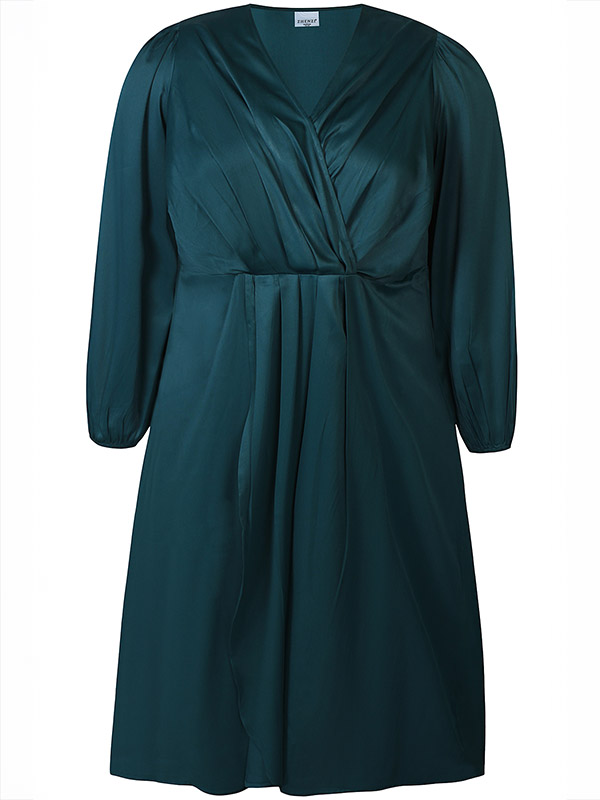 WERN - Plus Size Kjole fra Zhenzi