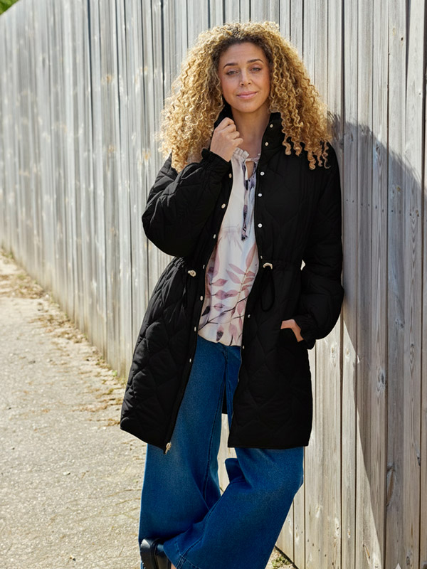 ZH-DANNA - Plus Size Jakke fra Zhenzi