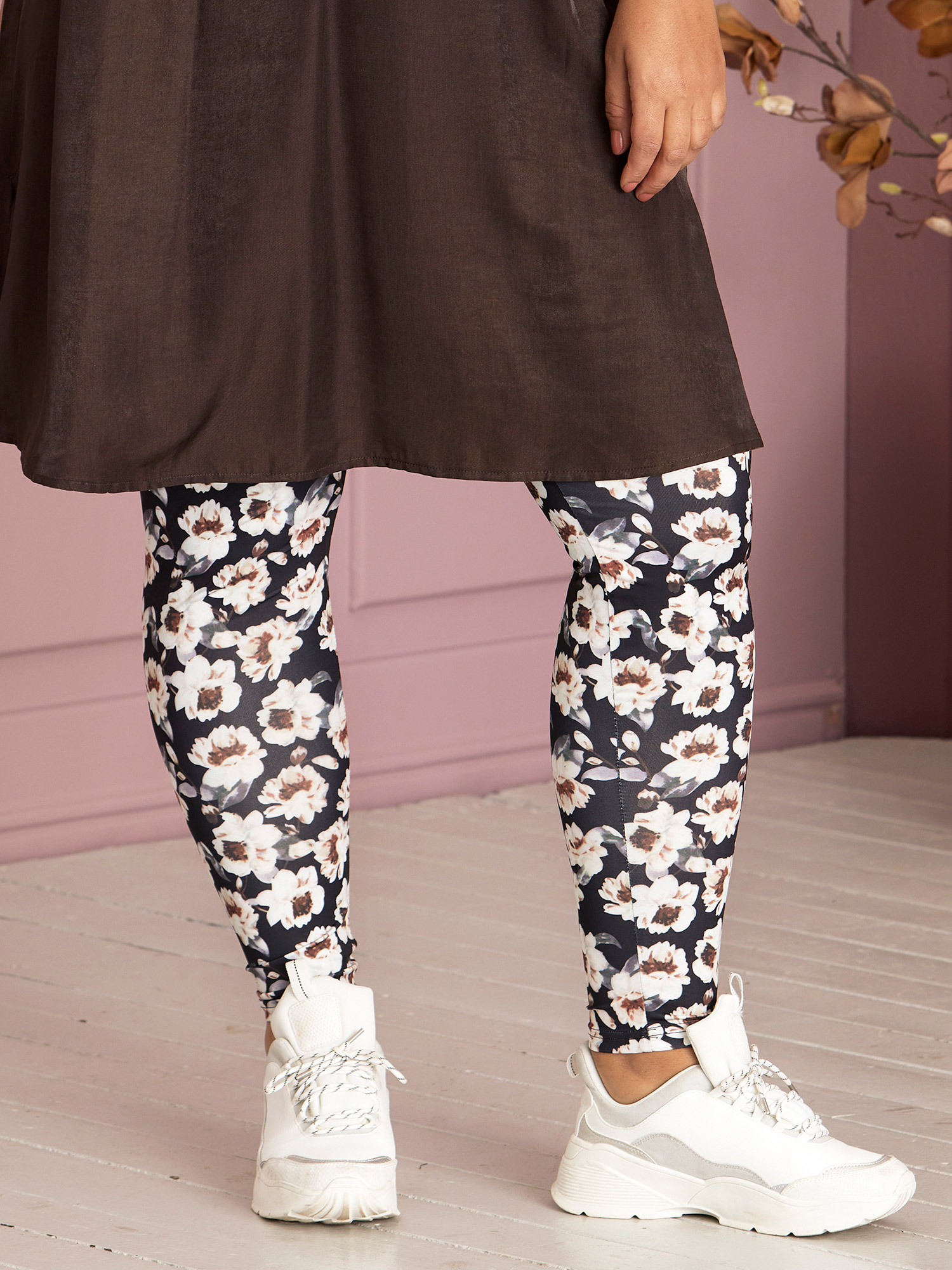 SUSA - Leggings med blomsterprint fra Zhenzi