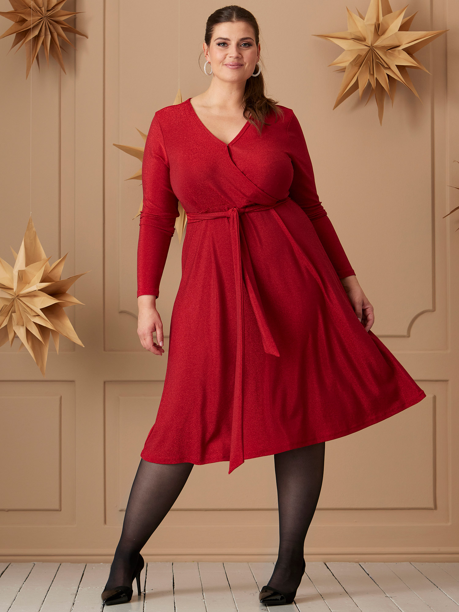 JAYLEE - Rød glitter kjole fra Zhenzi