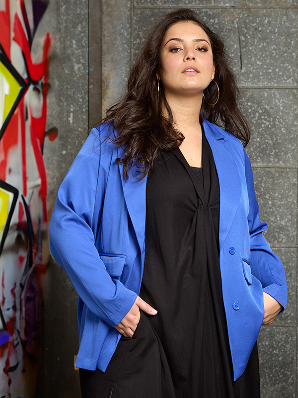 POCO  - Plus Size Jakke fra Zhenzi