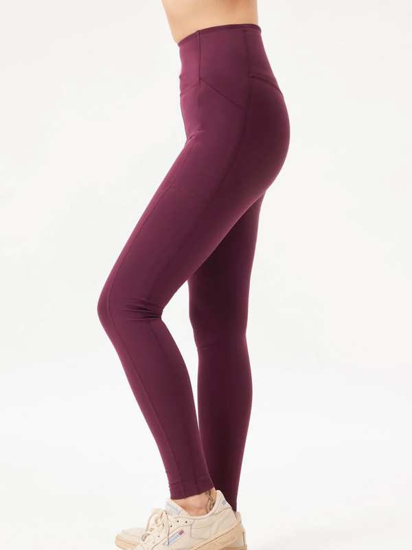 POCKET - Plus Size Trenings tights fra Girlfriend Collective