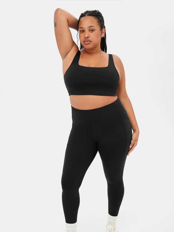 POCKET - Plus Size Trenings tights fra Girlfriend Collective