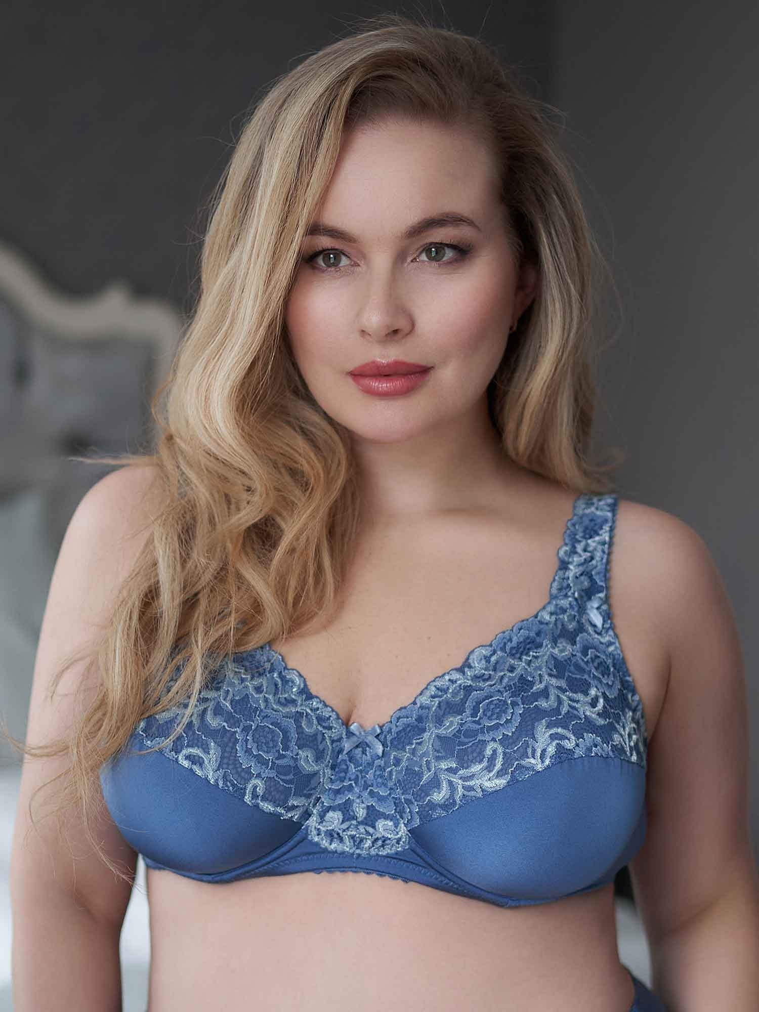 BEATE PLAIN - Plus Size BH med bøyle fra Plaisir