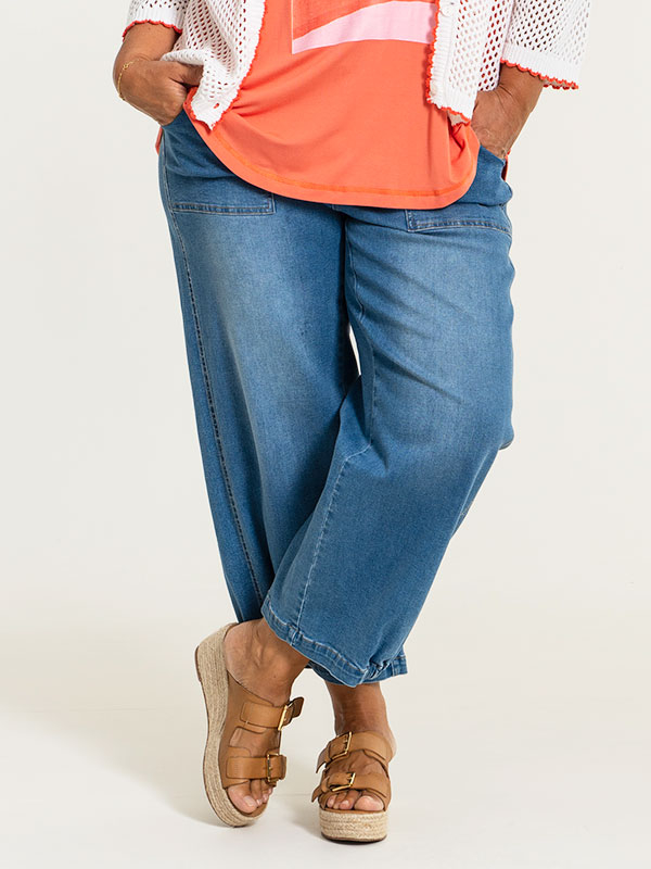 CLARA  - Plus Size Jeans fra Gozzip