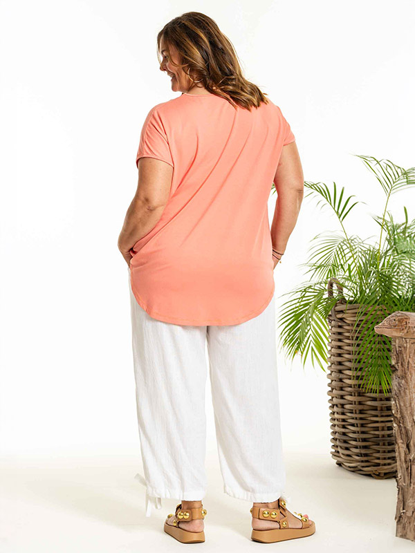 GITTE - Plus Size T-shirt fra Gozzip