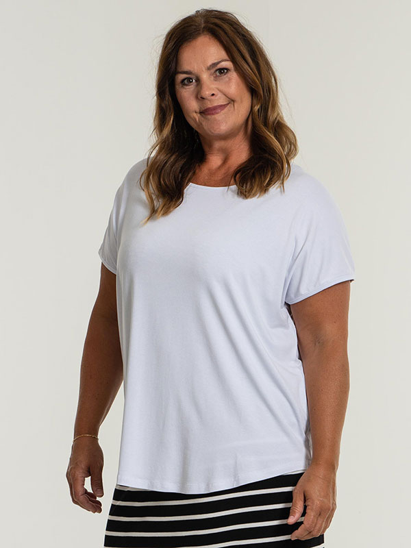 GITTE - Plus Size T-shirt fra Gozzip
