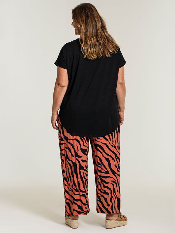 GITTE  - Plus Size T-shirt fra Gozzip
