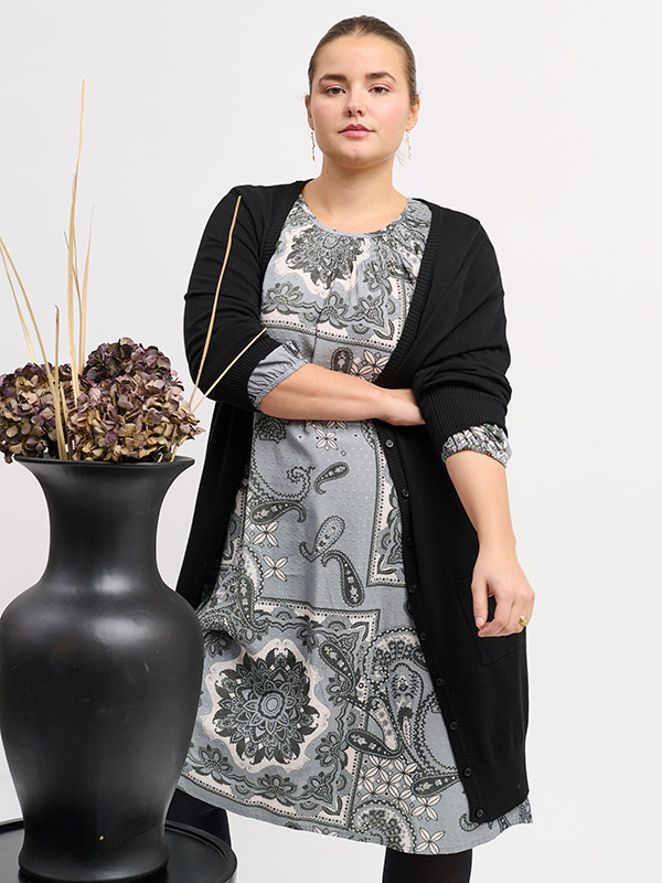 ADDIANE - Plus Size Kjole fra Adia
