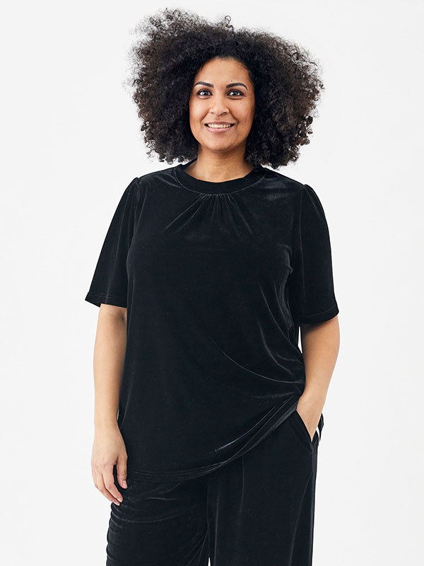 Bluse fra Adia