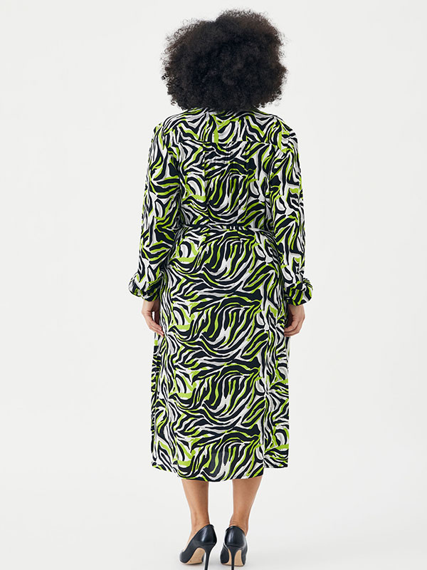 DORTEA - Plus Size Kjole fra Adia