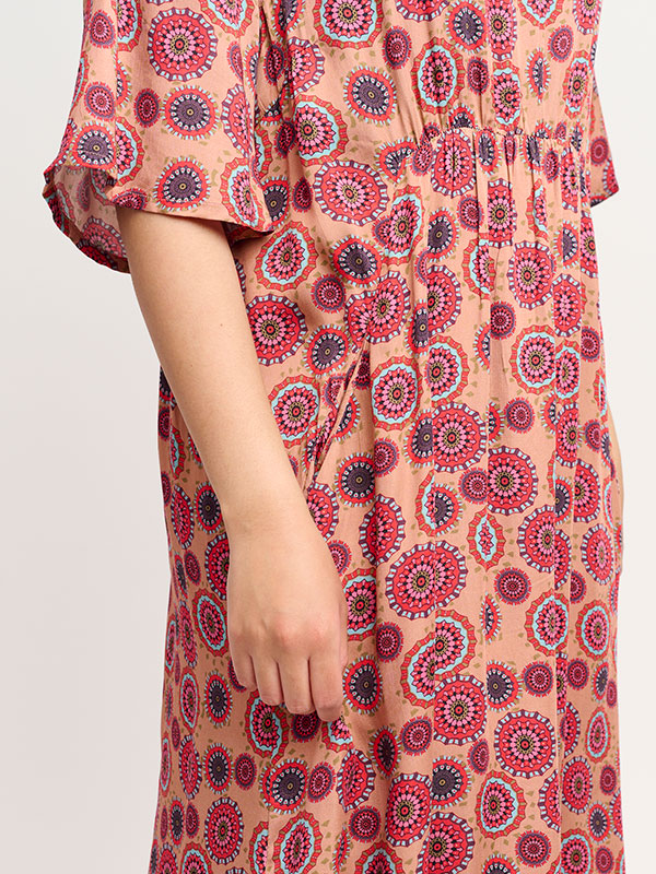 EEA - Plus Size Kjole fra Adia