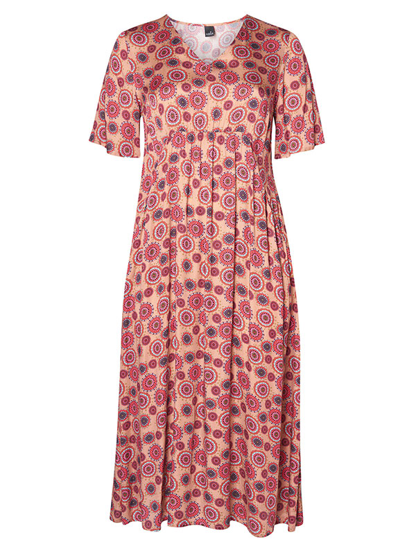 EEA - Plus Size Kjole fra Adia