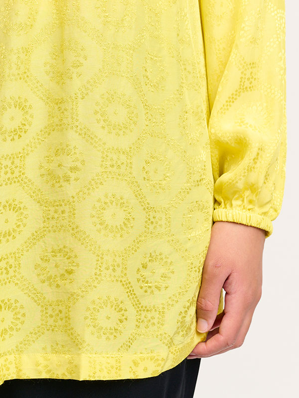 ERIKA - Plus Size Bluse fra Adia